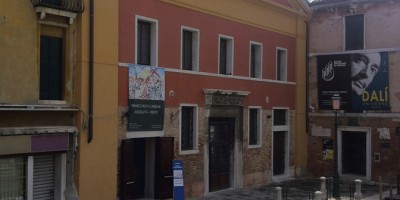 Venezia - l'ingresso alla mostra